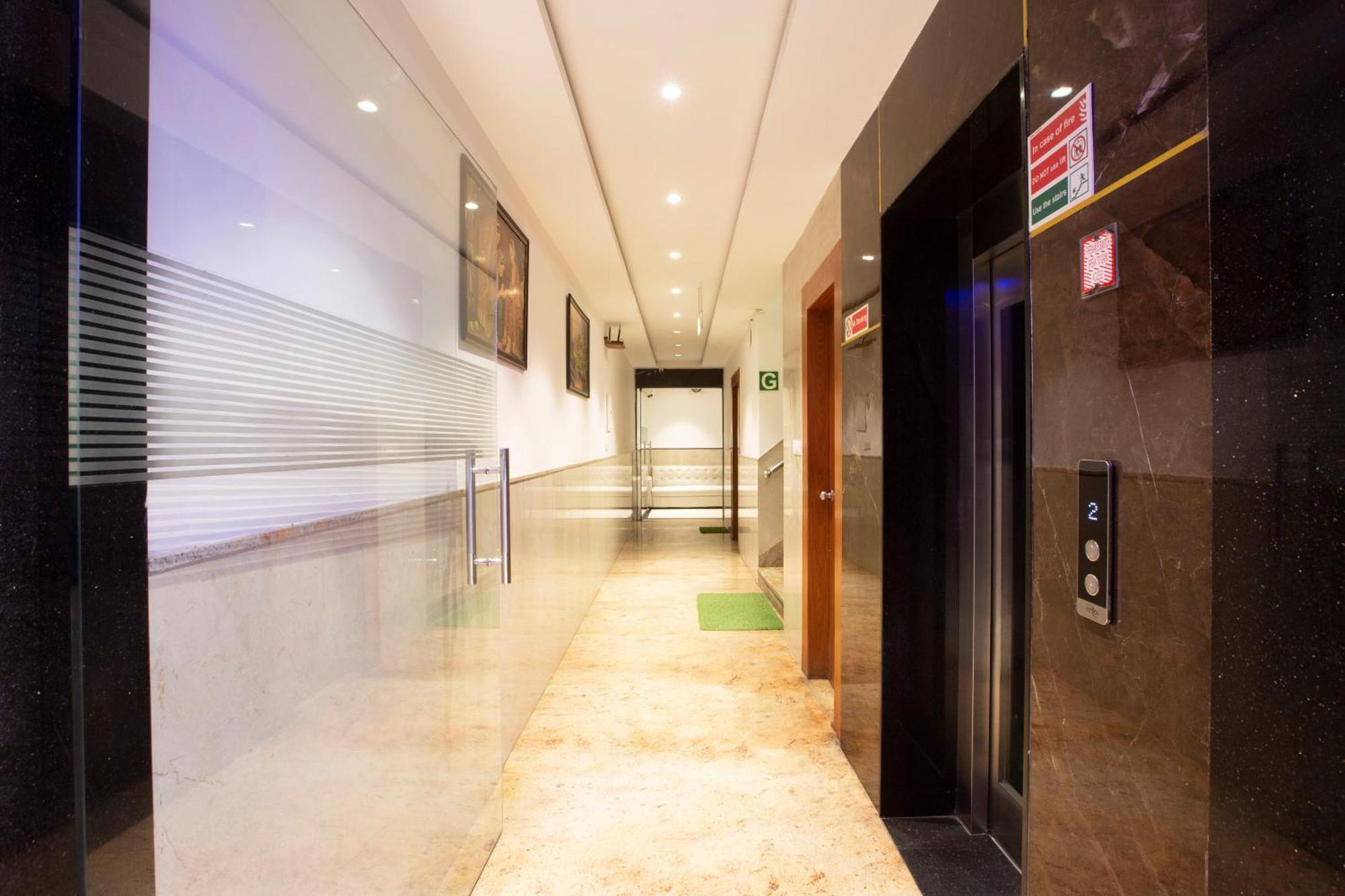 Hotel Arch Suites - Near Aerocity New Delhi Exterior photo